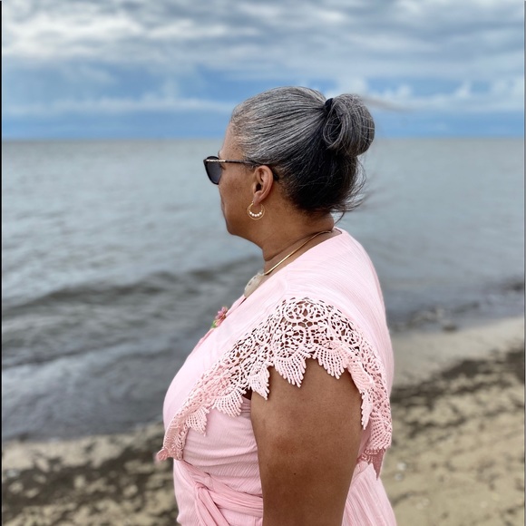 Meet your Posher, Davette - Picture 2 of 2